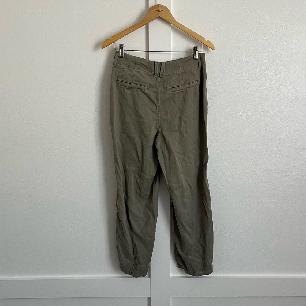 Everlane The Utility Pant in Buttersoft - Picture 5 of 5